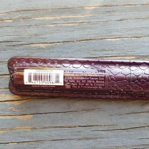 *SOLD* Tarte Lights, Camera, Lashes 4 in 1 Mascara - Picture 3 of 3